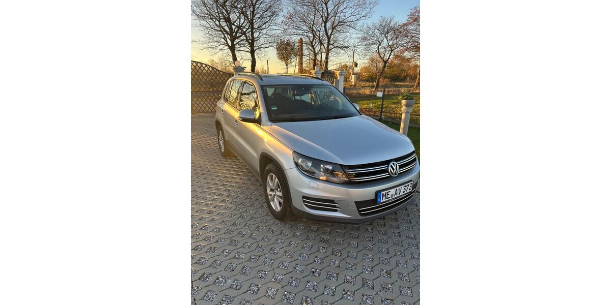 VW Tiguan 249.000 km 8.799 &euro; Velbert 42551