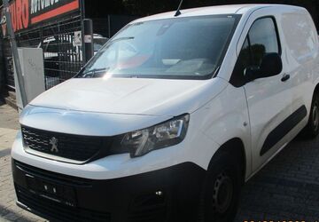 Peugeot Partner 100.000 km 8.999 &euro; Oberhausen 46149