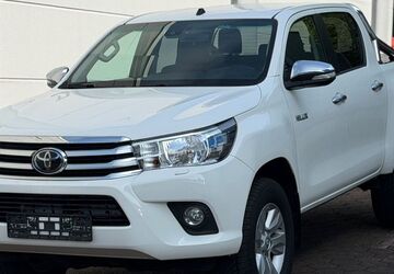 Toyota Hilux 64.400 km 25.990 &euro; Velbert 42551