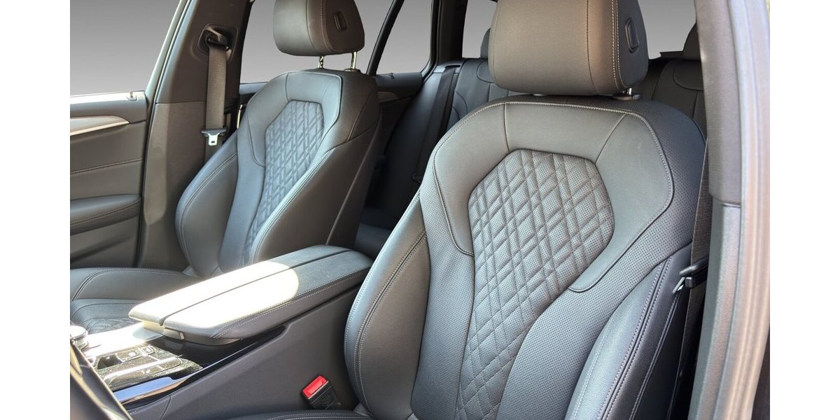 BMW 520d M-Sport Pro Leder Kamera LED ComfortSitz 99.895 km 29.900 &euro; Wuppertal 42327