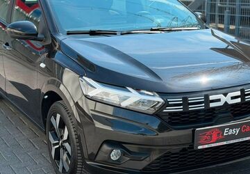Dacia Sandero 43.000 km 13.946 &euro; Essen 45329