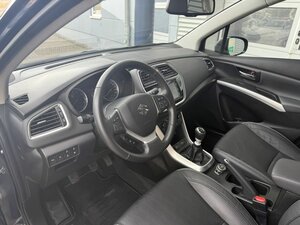 Suzuki SX4 S-Cross 1.4 Comfort+ Allgrip Hybrid LED & Lede 44.539 km 17.790 &euro; Meerbusch 40667