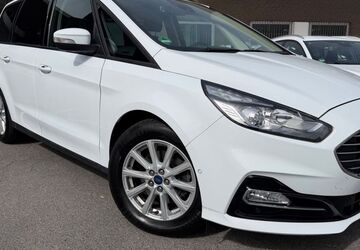 Ford Galaxy 54.300 km 23.880 &euro; Düsseldorf 40549