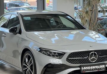 Mercedes-Benz A 180 4.754 km 34.480 &euro; Wuppertal 42389