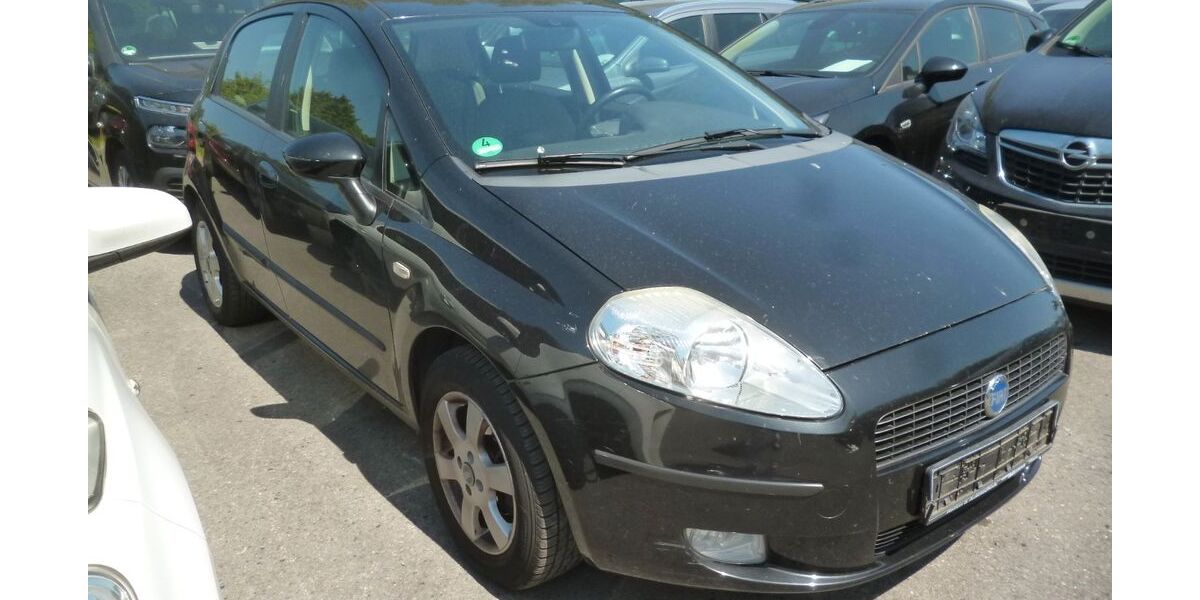 Fiat Grande Punto 180.000 km 1.450 &euro; Bottrop 46238